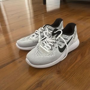Nike brand new running shoes